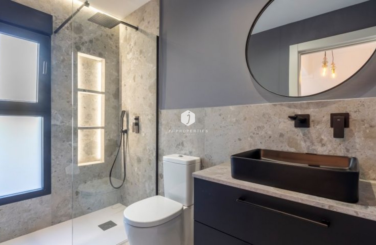 Tweedehands - Villa -
Torrevieja - Costa Blanca