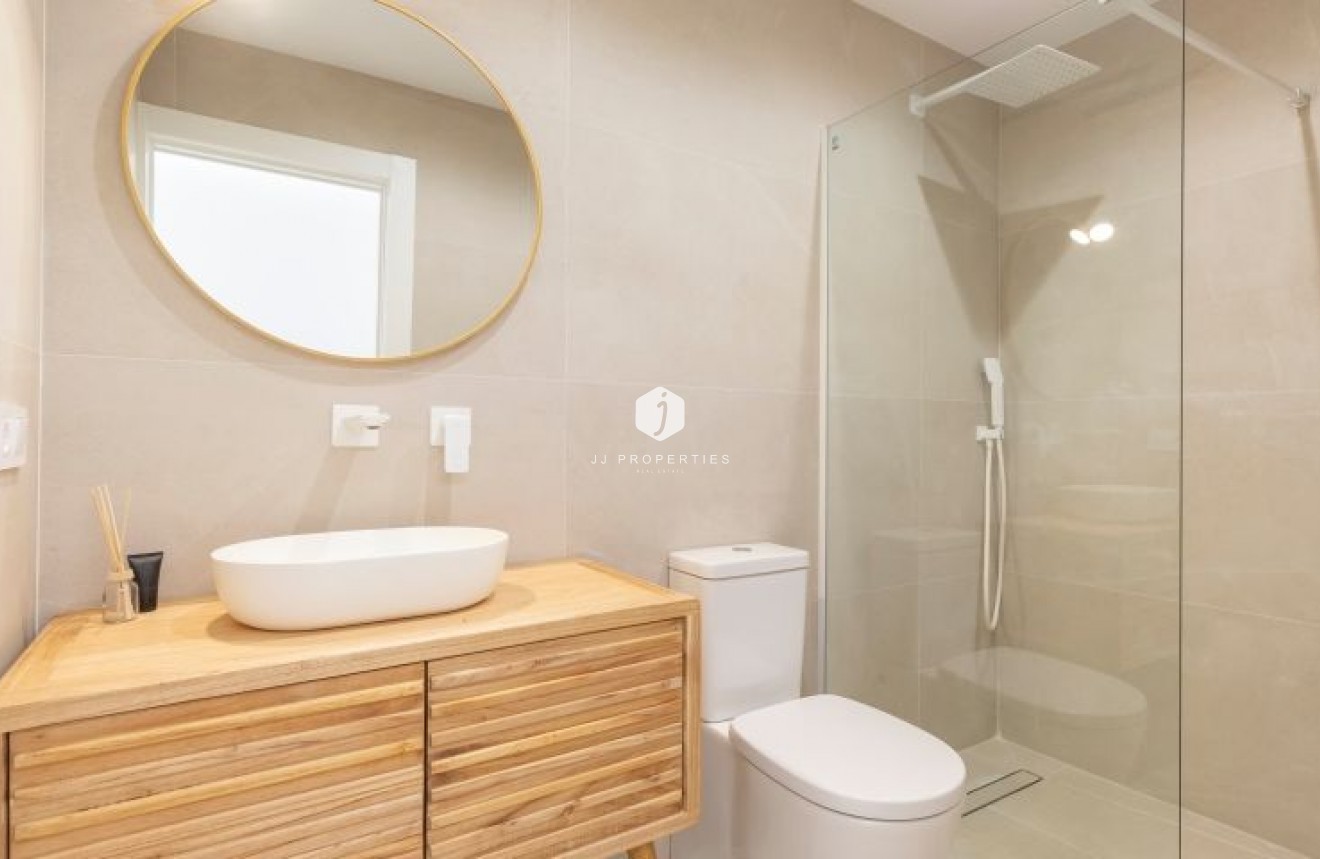 Tweedehands - Villa -
Torrevieja - Costa Blanca