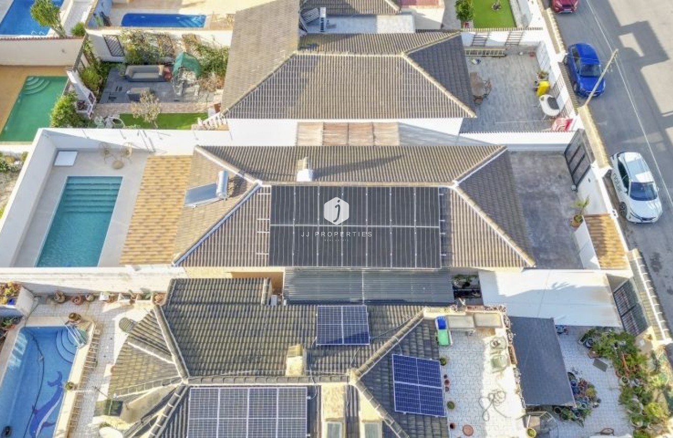 Tweedehands - Villa -
Torrevieja - Costa Blanca