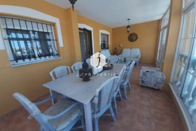 Tweedehands - Villa -
Torrevieja - aguas nuevas