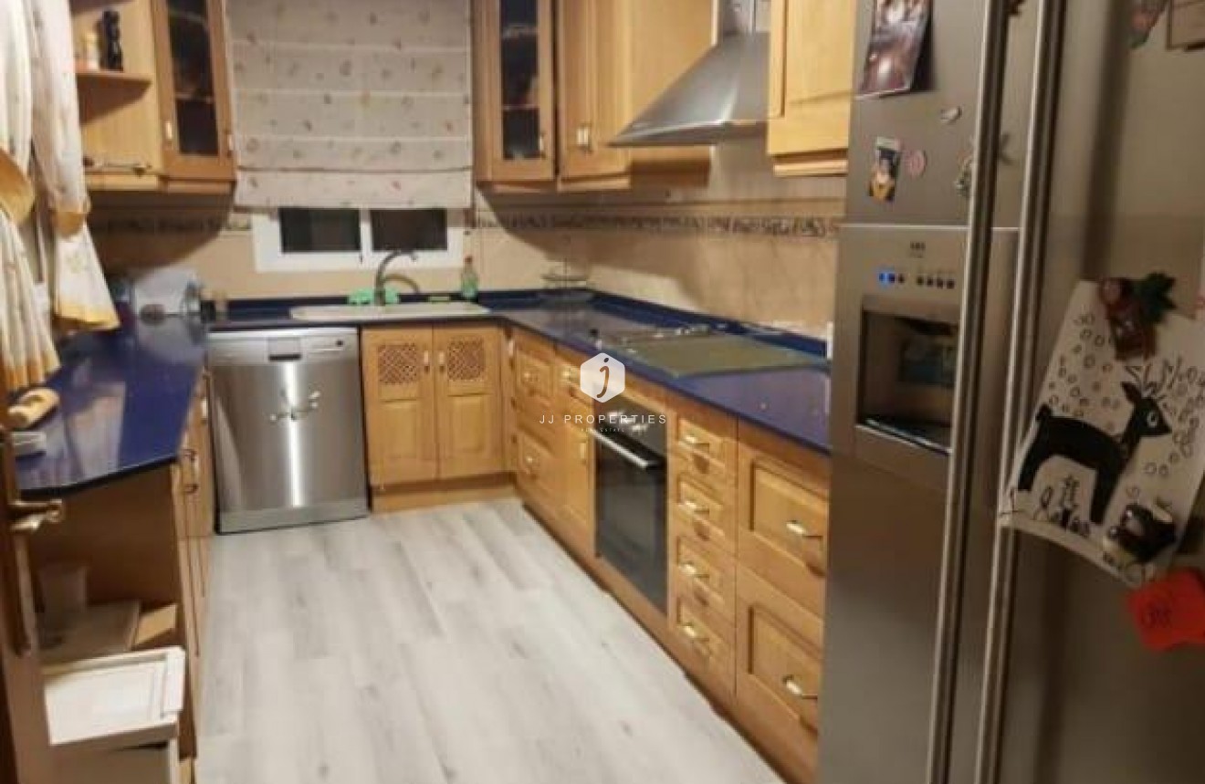 Tweedehands - Villa -
Torrevieja - aguas nuevas