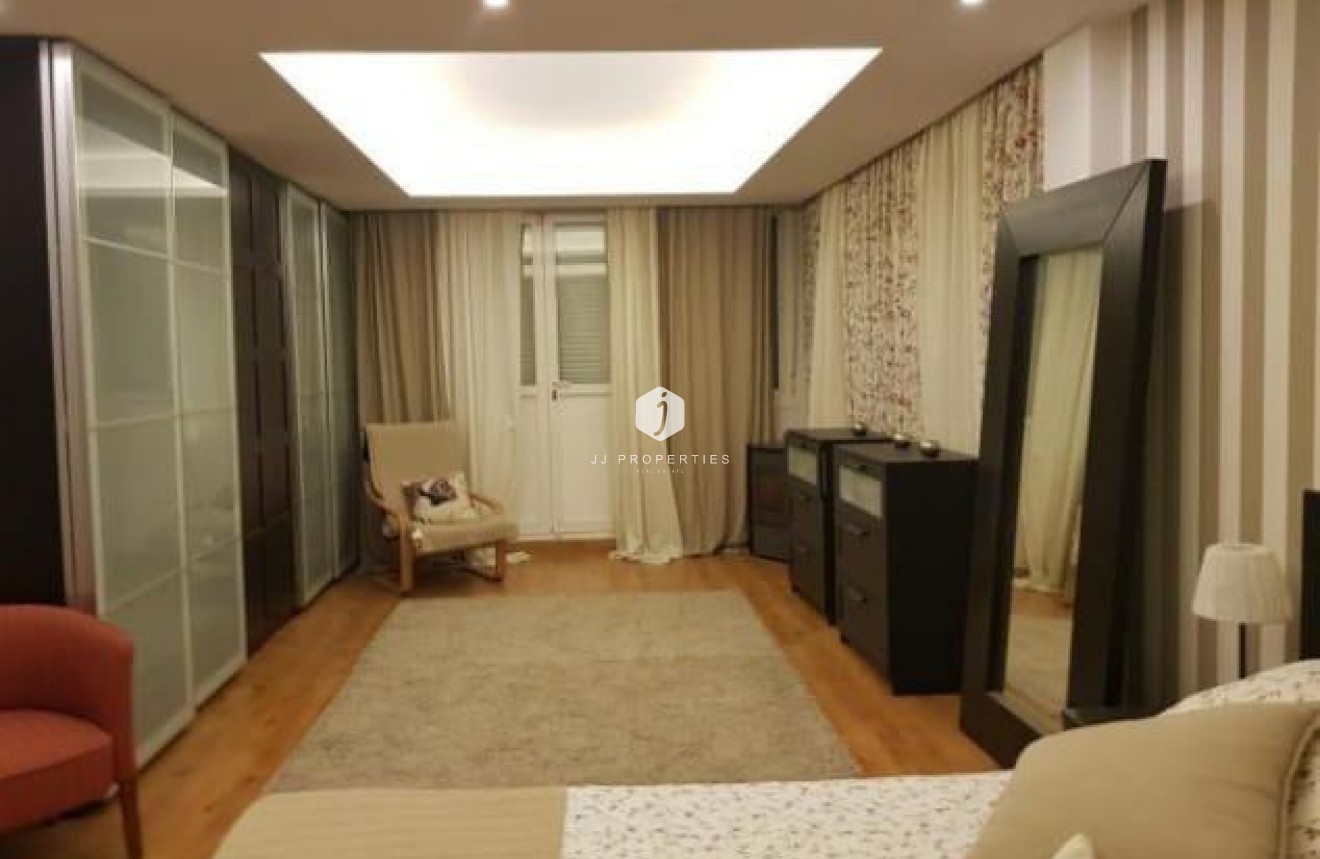 Tweedehands - Villa -
Torrevieja - aguas nuevas