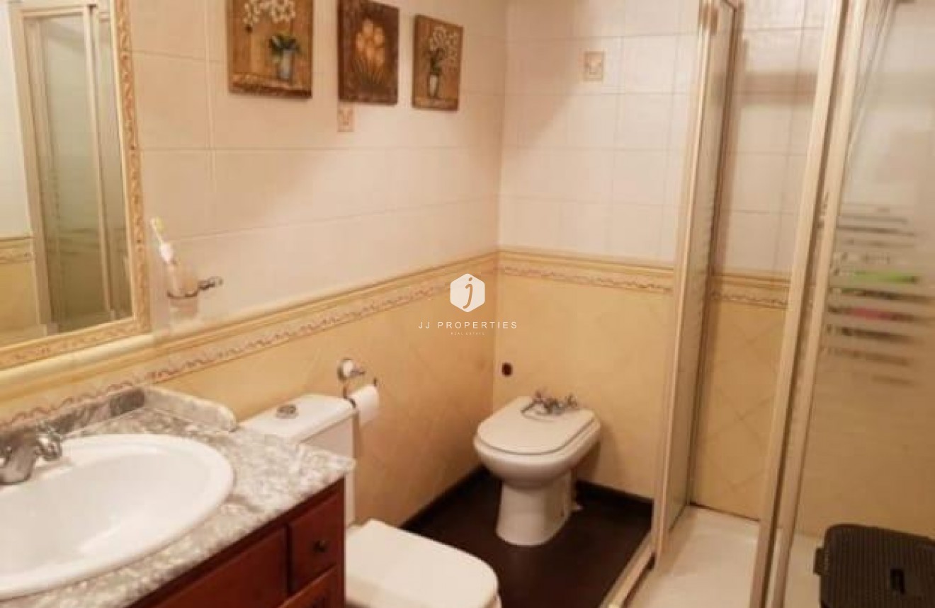 Tweedehands - Villa -
Torrevieja - aguas nuevas