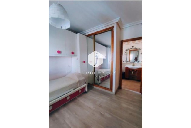 Tweedehands - Villa -
Torrevieja - aguas nuevas