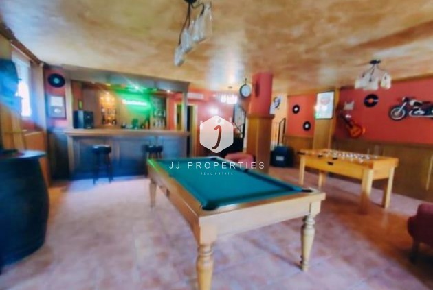 Tweedehands - Villa -
Torrevieja - aguas nuevas