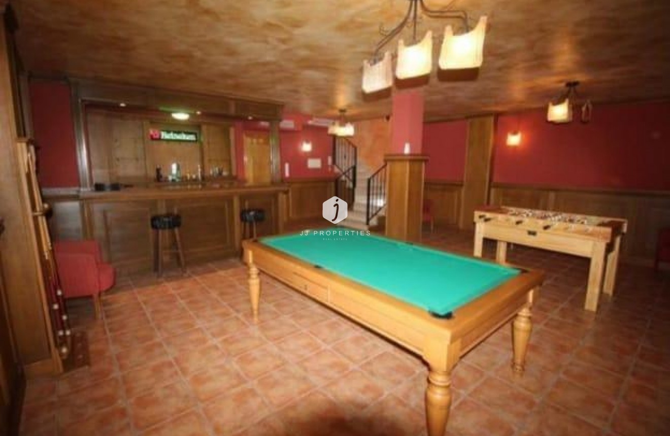 Tweedehands - Villa -
Torrevieja - aguas nuevas