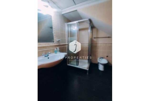 Tweedehands - Villa -
Torrevieja - aguas nuevas