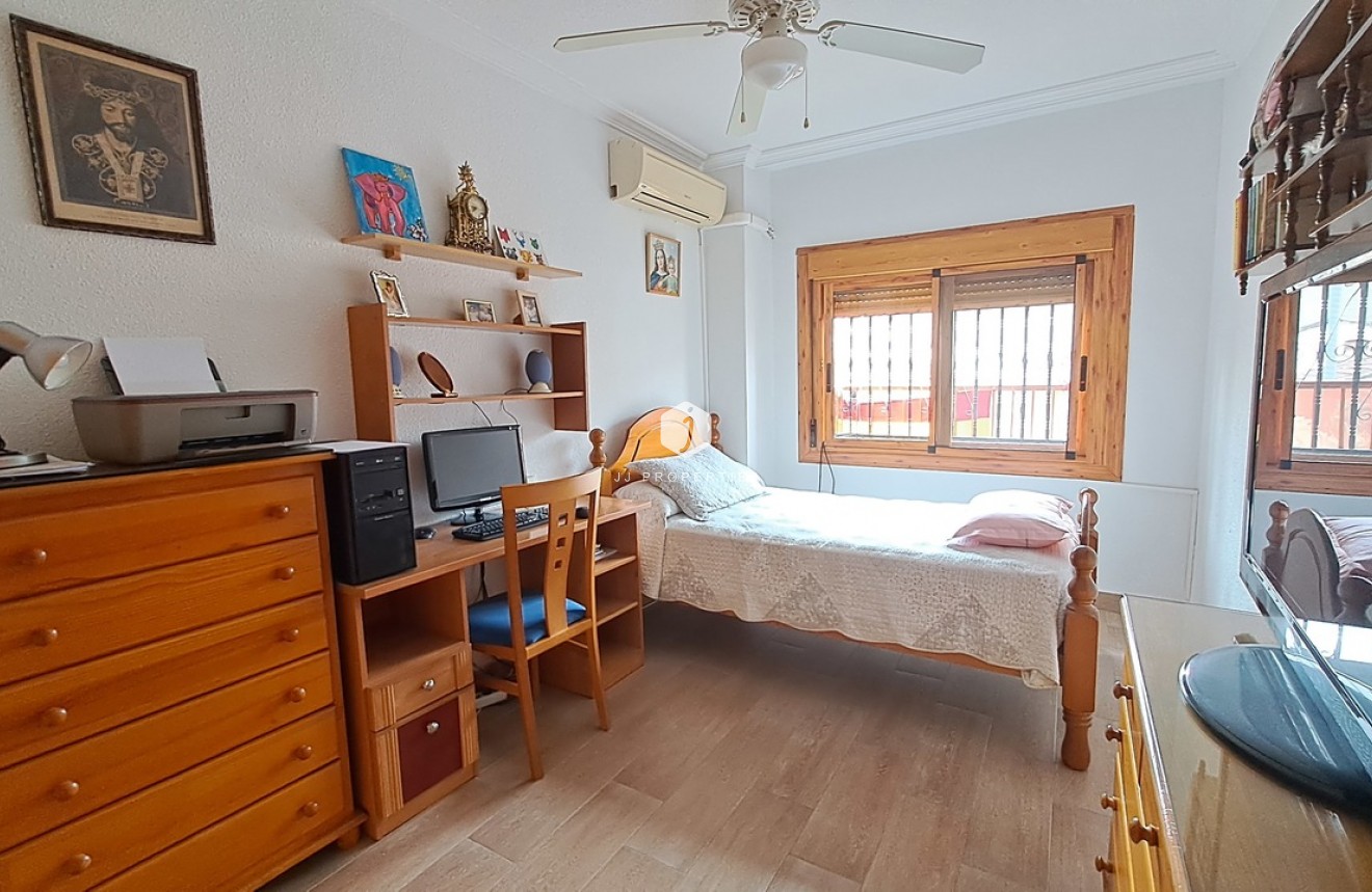 Tweedehands - Chalet -
Benijofar - Costa Blanca