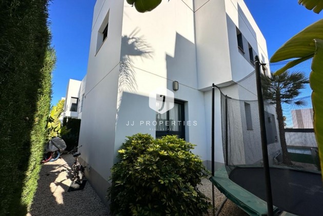 Tweedehands - Villa -
Ciudad Quesada - Costa Blanca