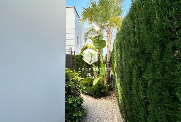 Tweedehands - Villa -
Ciudad Quesada - Costa Blanca