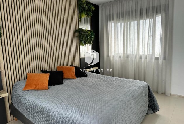 Tweedehands - Villa -
Ciudad Quesada - Costa Blanca