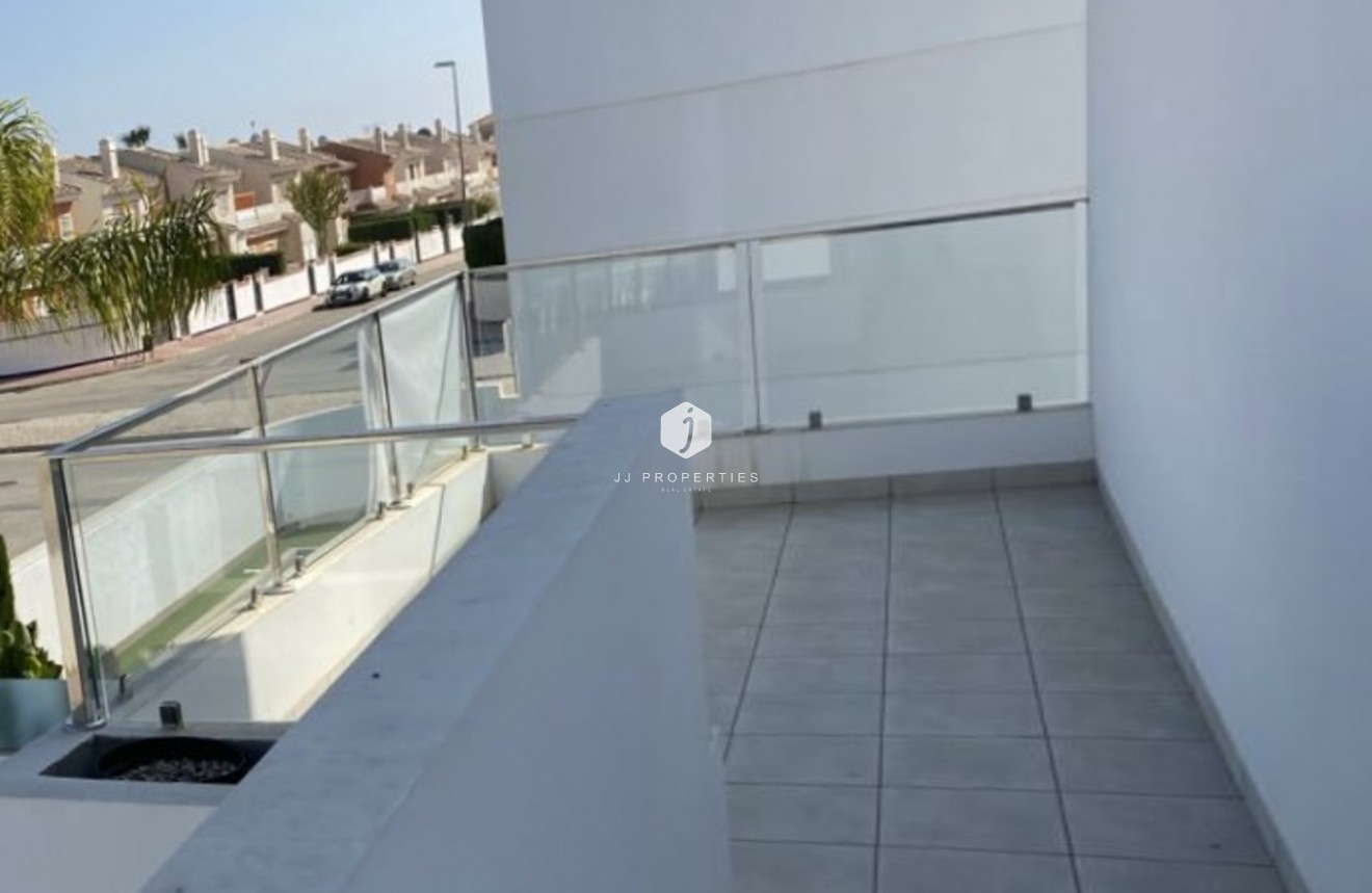 Tweedehands - Villa -
Ciudad Quesada - Costa Blanca