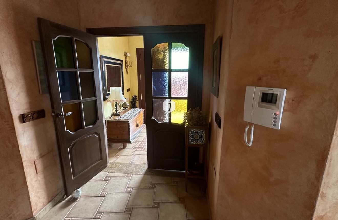 Tweedehands - Villa -
San Miguel de Salinas - Inland