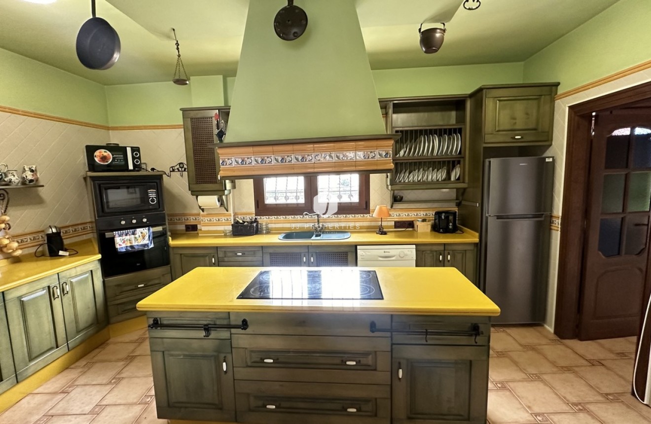 Tweedehands - Villa -
San Miguel de Salinas - Inland