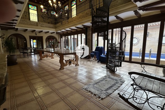 Tweedehands - Villa -
San Miguel de Salinas - Inland