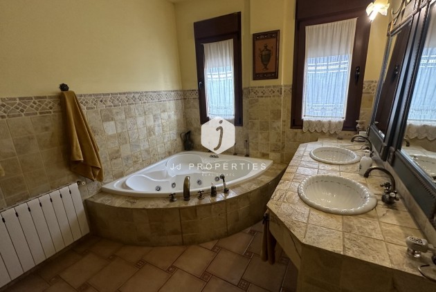 Tweedehands - Villa -
San Miguel de Salinas - Inland