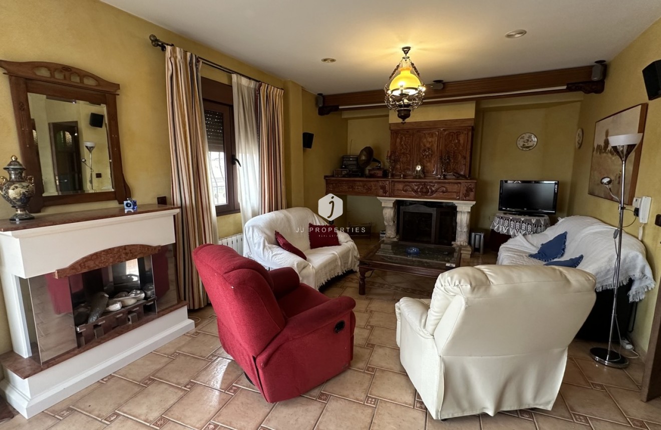 Tweedehands - Villa -
San Miguel de Salinas - Inland