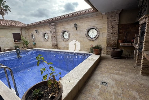 Tweedehands - Villa -
San Miguel de Salinas - Inland