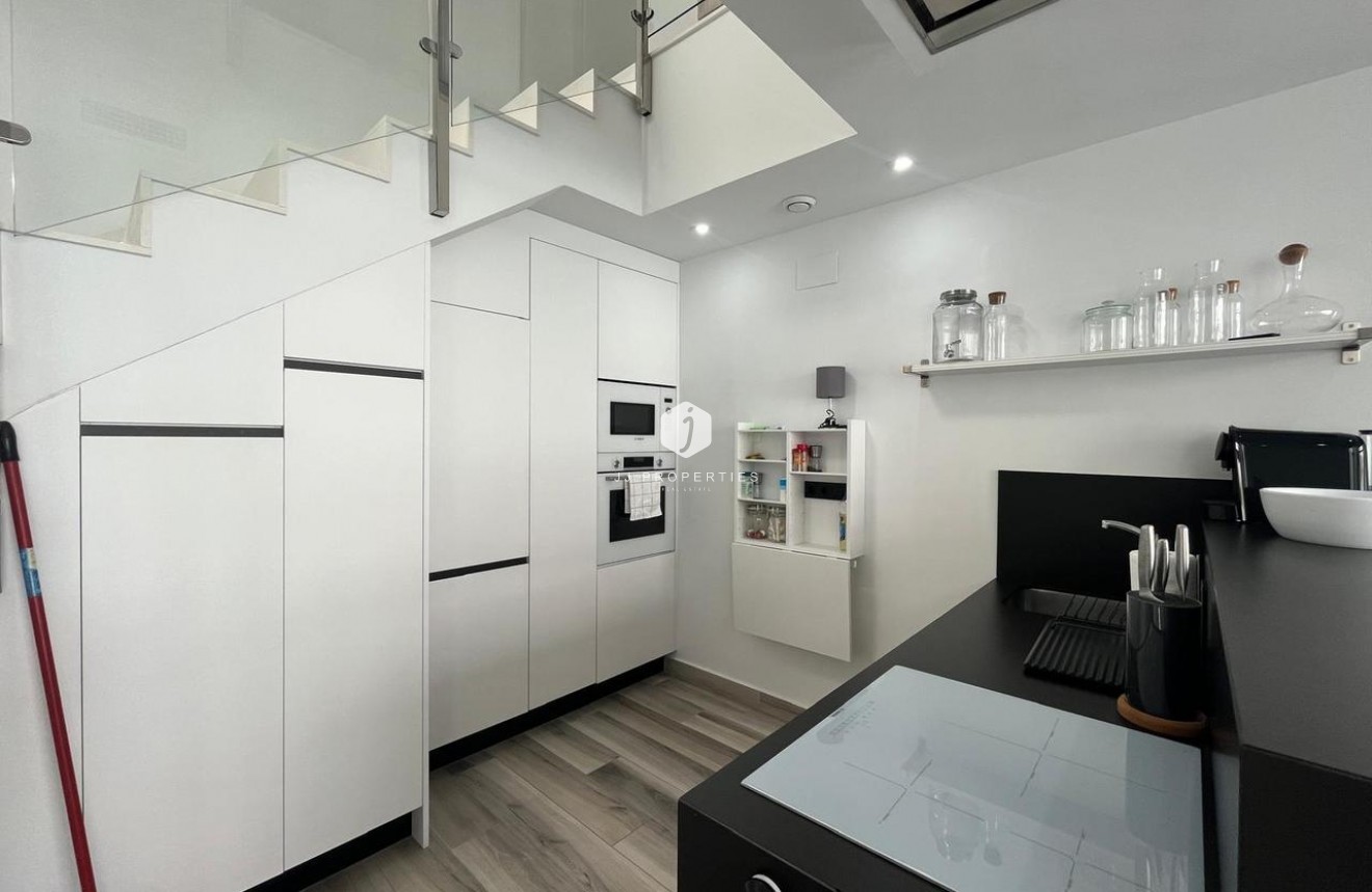 Tweedehands - Villa -
Los Altos - Costa Blanca