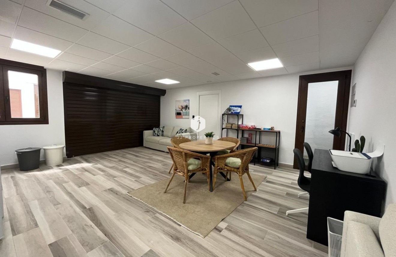 Tweedehands - Villa -
Los Altos - Costa Blanca