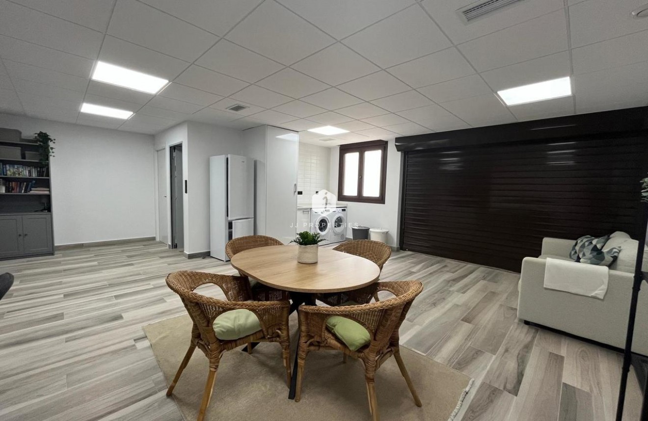 Tweedehands - Villa -
Los Altos - Costa Blanca