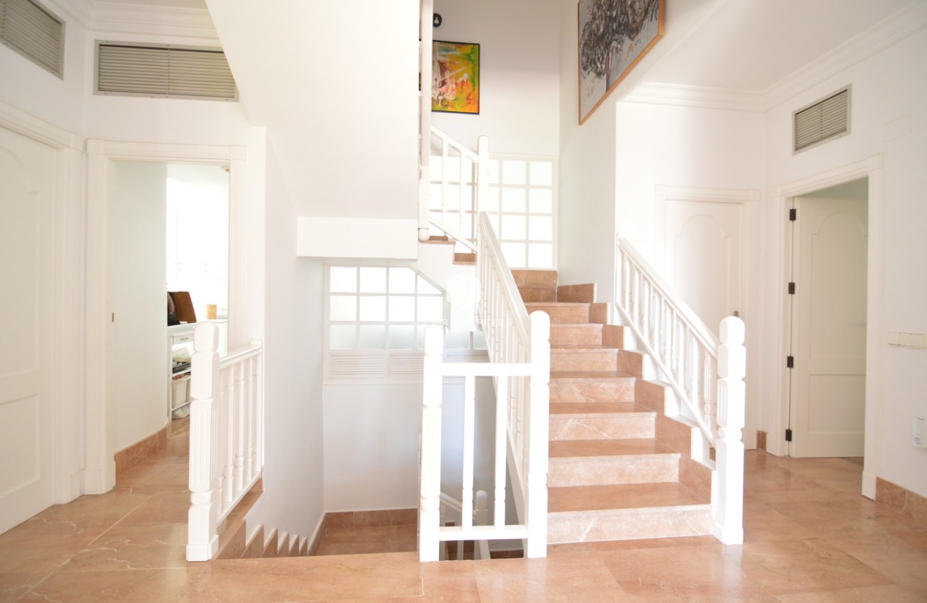 Tweedehands - Villa -
Torrevieja - Costa Blanca