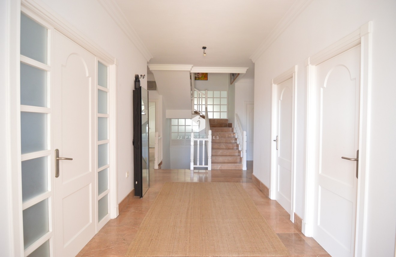 Tweedehands - Villa -
Torrevieja - Costa Blanca