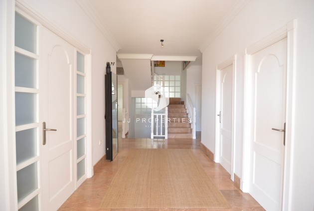 Tweedehands - Villa -
Torrevieja - Costa Blanca