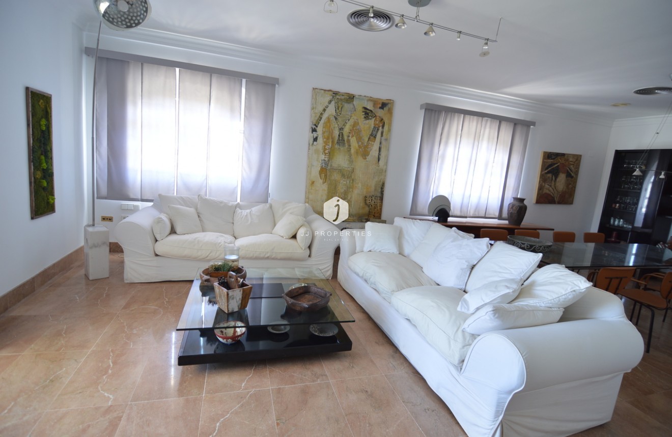 Tweedehands - Villa -
Torrevieja - Costa Blanca