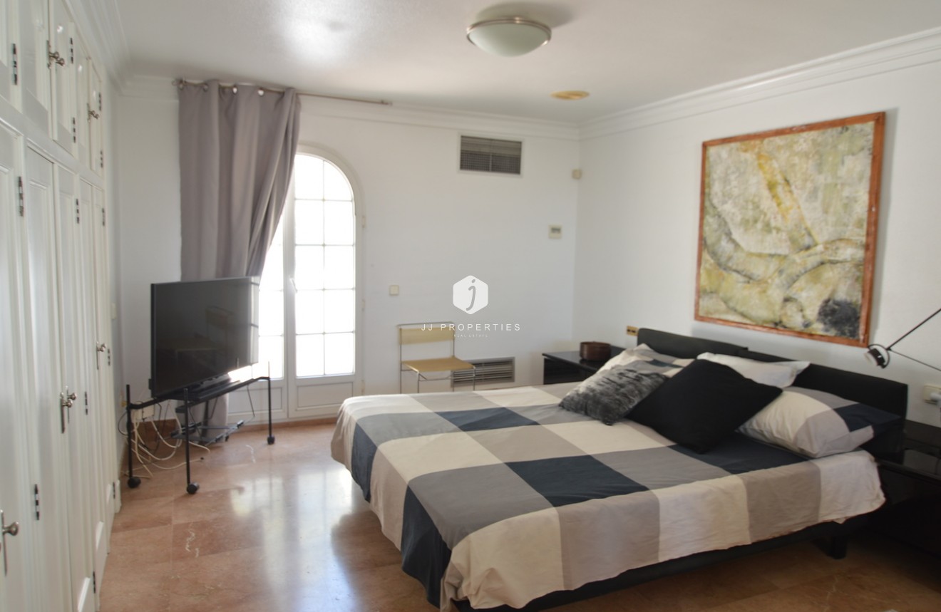 Tweedehands - Villa -
Torrevieja - Costa Blanca