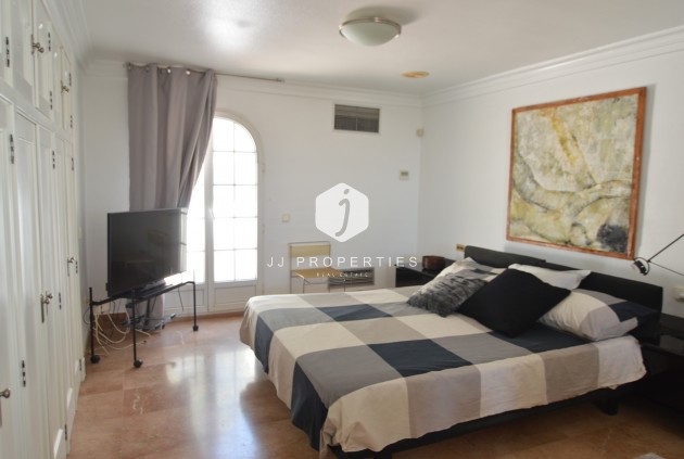 Tweedehands - Villa -
Torrevieja - Costa Blanca