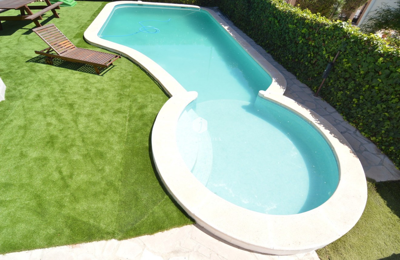 Tweedehands - Villa -
Torrevieja - Costa Blanca