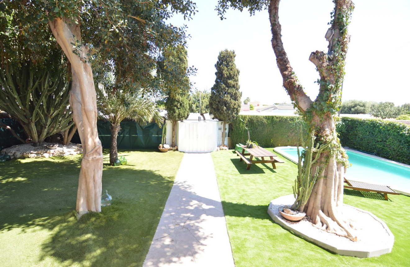 Tweedehands - Villa -
Torrevieja - Costa Blanca