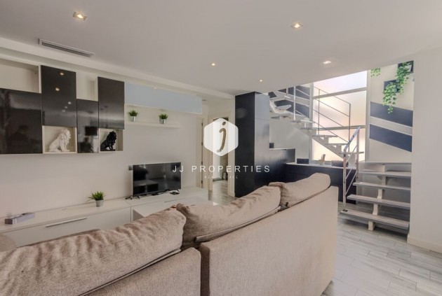 Tweedehands - Villa -
Daya Vieja - Costa Blanca