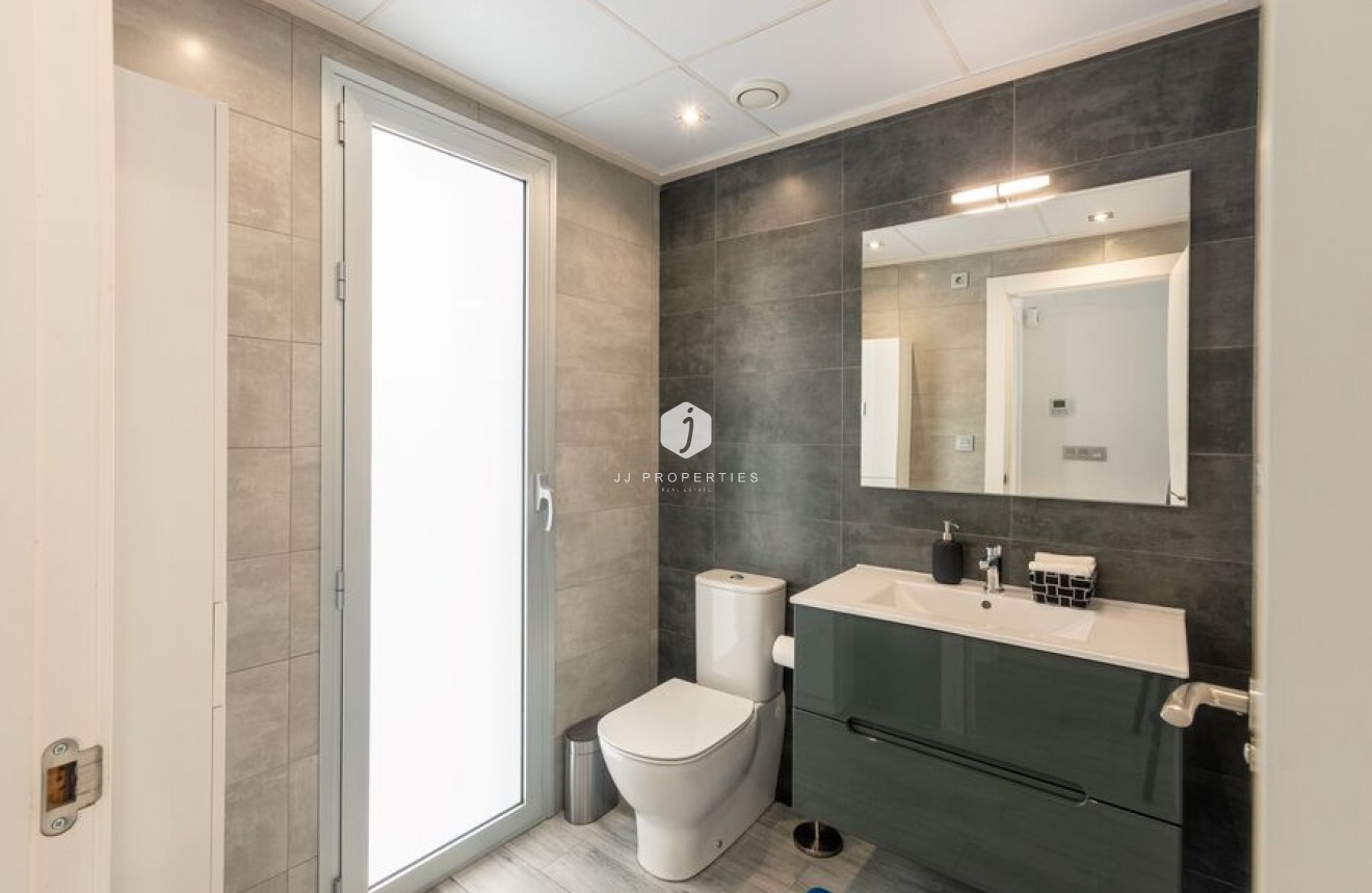 Tweedehands - Villa -
Daya Vieja - Costa Blanca