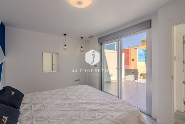 Tweedehands - Villa -
Daya Vieja - Costa Blanca