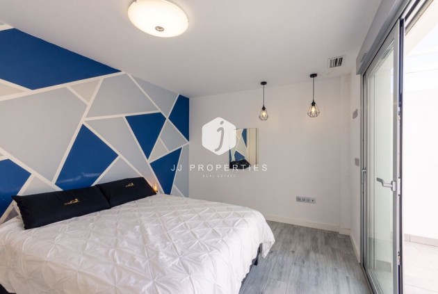 Tweedehands - Villa -
Daya Vieja - Costa Blanca