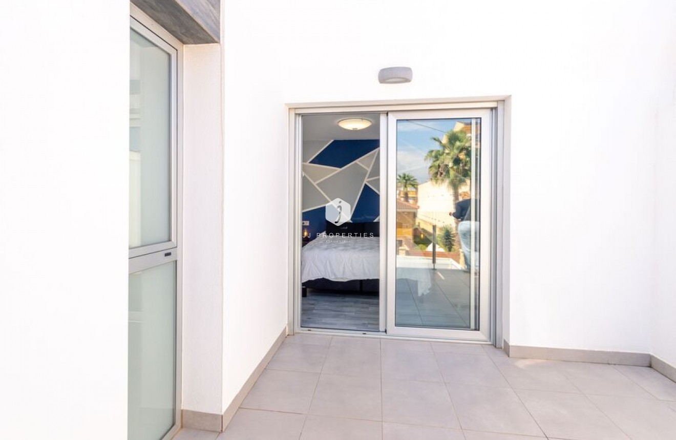 Tweedehands - Villa -
Daya Vieja - Costa Blanca