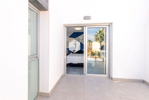 Tweedehands - Villa -
Daya Vieja - Costa Blanca