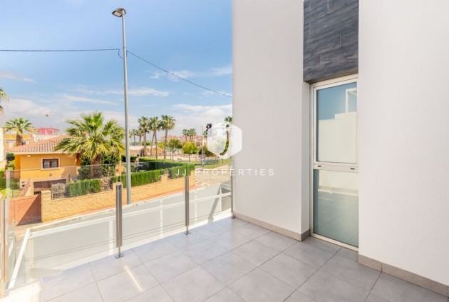 Tweedehands - Villa -
Daya Vieja - Costa Blanca