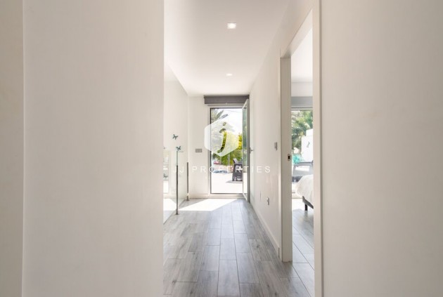 Tweedehands - Villa -
Daya Vieja - Costa Blanca