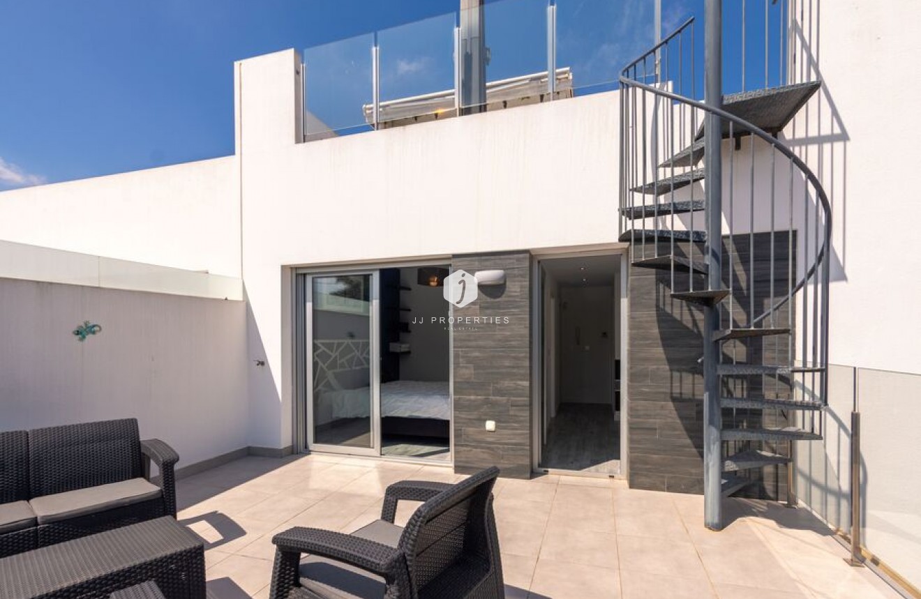 Tweedehands - Villa -
Daya Vieja - Costa Blanca