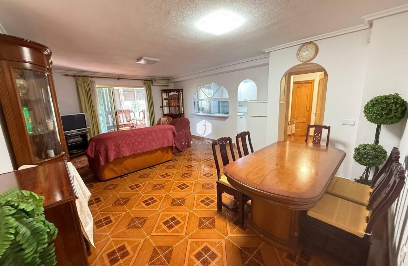 Tweedehands - Appartement / flat -
Orihuela Costa - Punta Prima