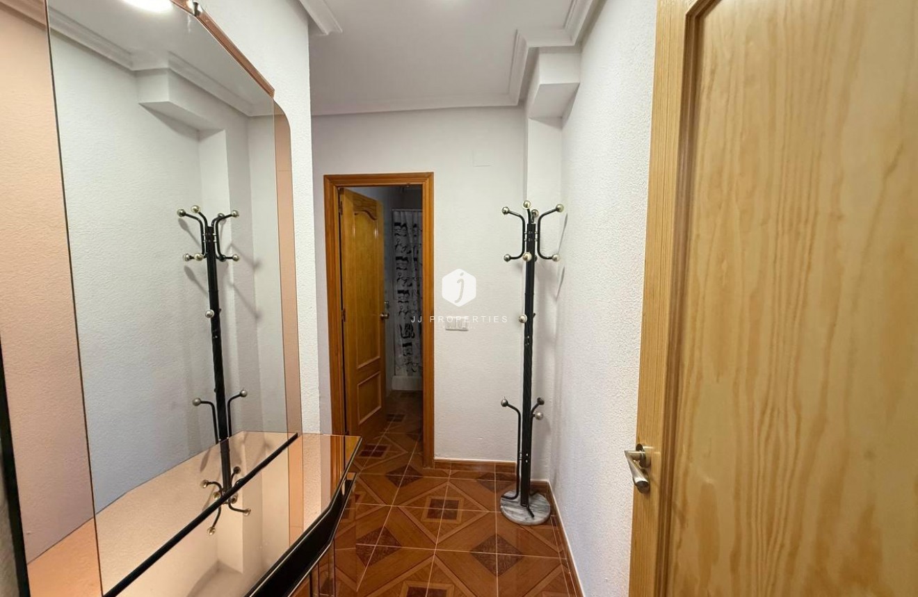 Tweedehands - Appartement / flat -
Orihuela Costa - Punta Prima