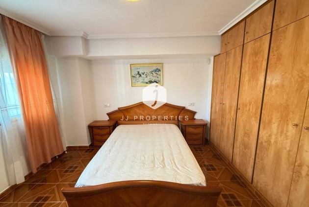 Tweedehands - Appartement / flat -
Orihuela Costa - Punta Prima