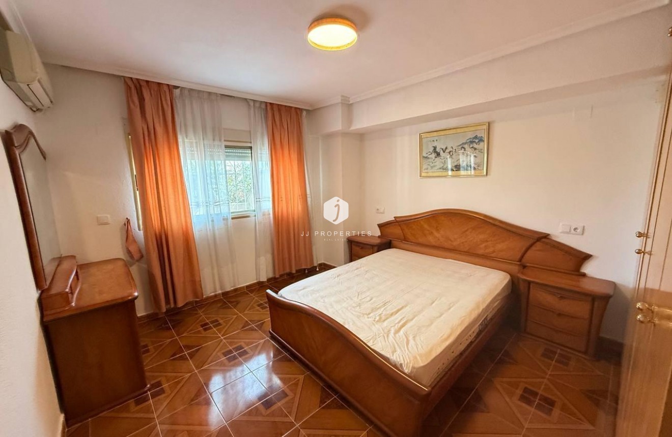 Tweedehands - Appartement / flat -
Orihuela Costa - Punta Prima