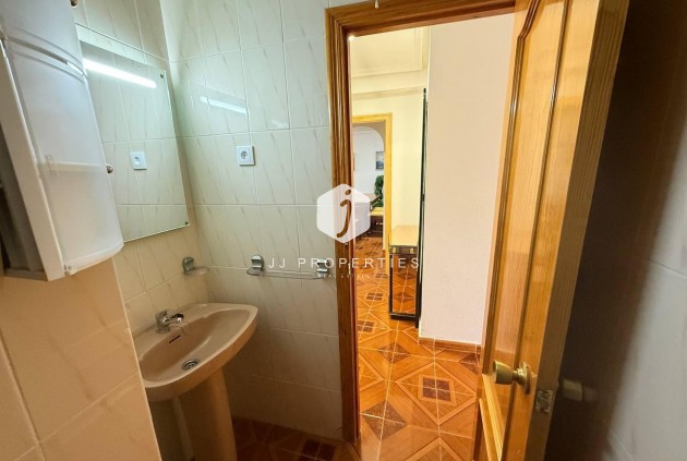 Tweedehands - Appartement / flat -
Orihuela Costa - Punta Prima