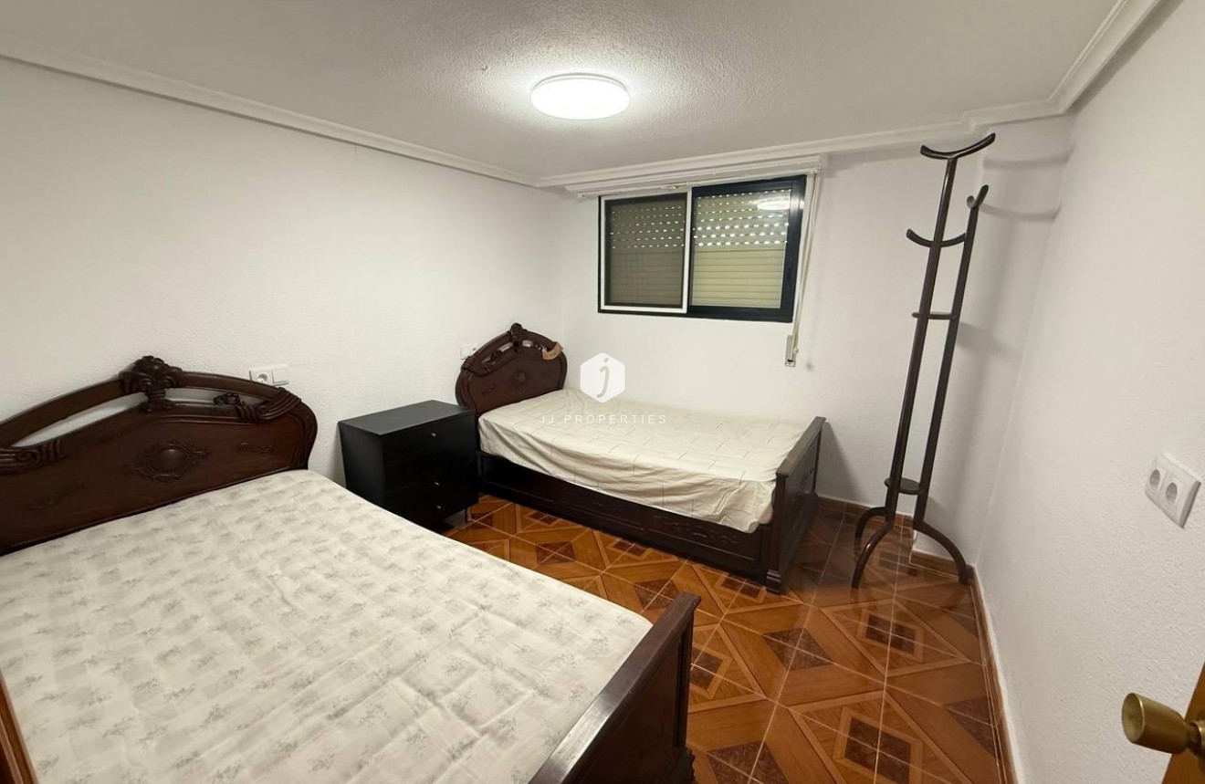 Tweedehands - Appartement / flat -
Orihuela Costa - Punta Prima