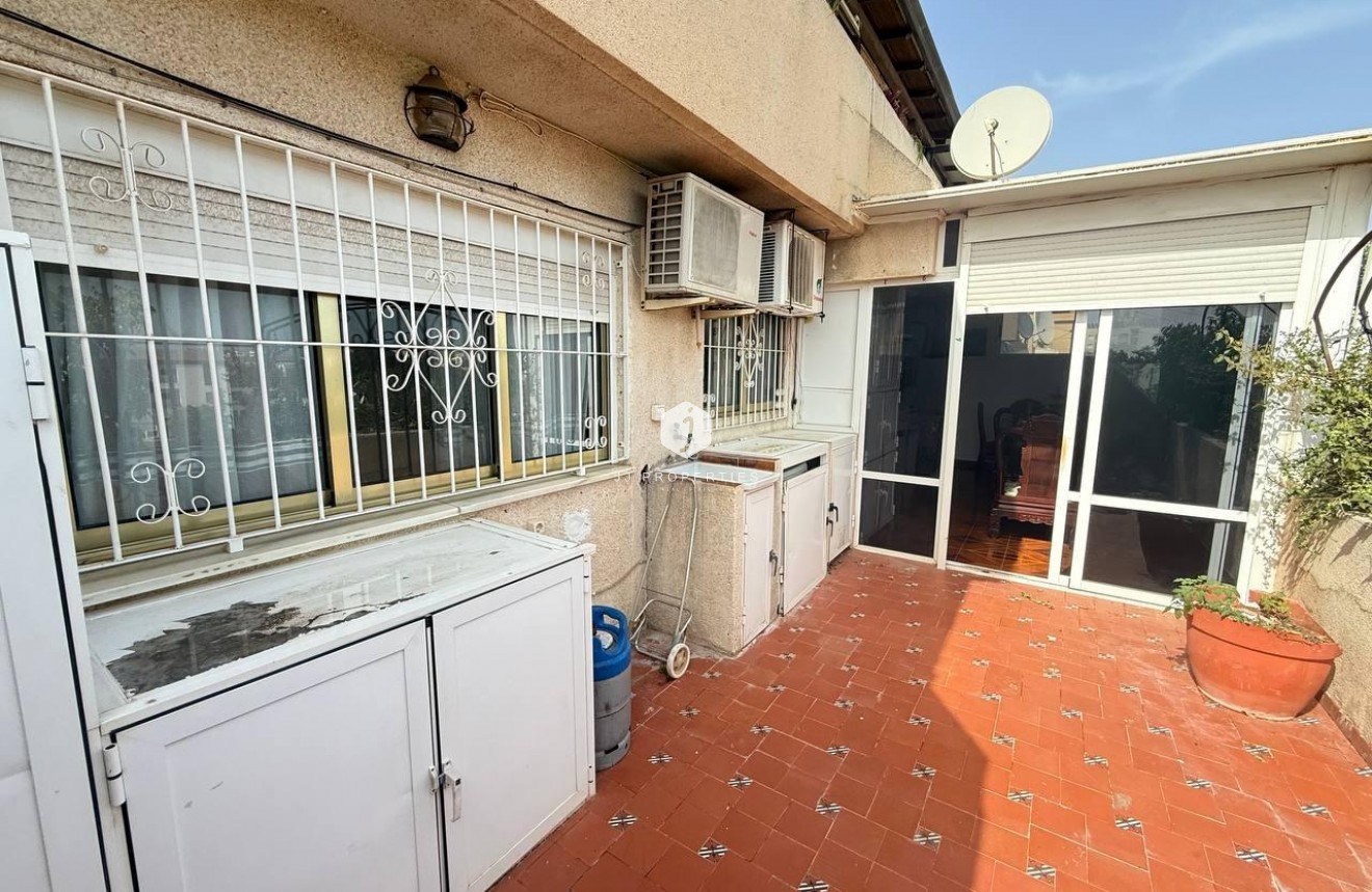 Tweedehands - Appartement / flat -
Orihuela Costa - Punta Prima