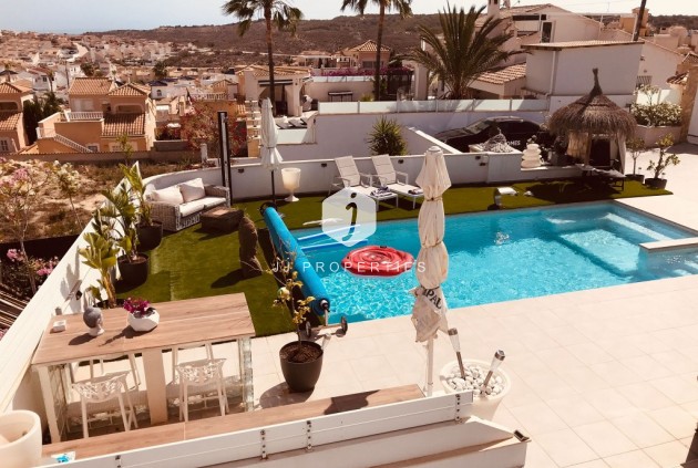 Tweedehands - Villa -
Ciudad Quesada - Costa Blanca